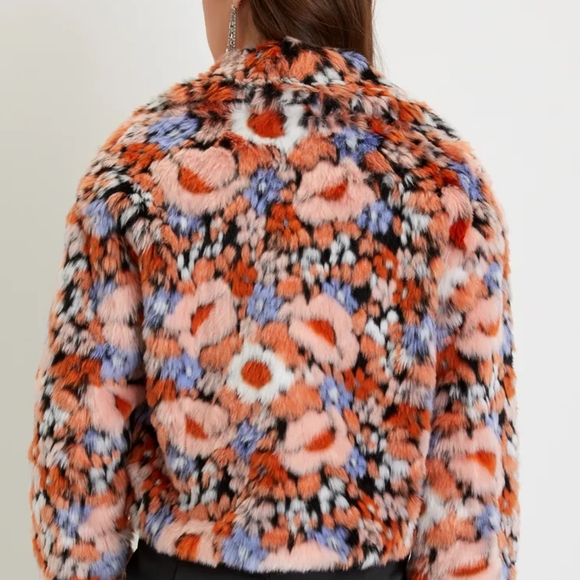 Lulu's Fur Jacket - Picture 5 of 5